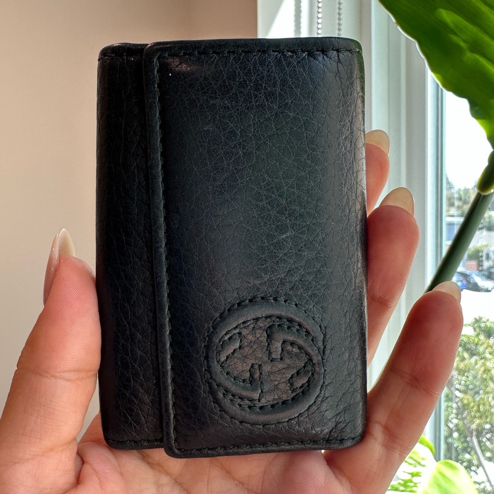 Gucci Black Leather Key Holder
